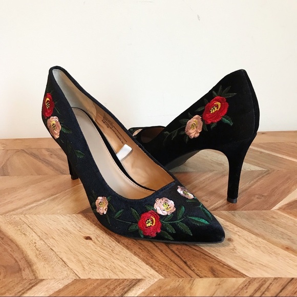 A New Day Velvet Floral Heels Black - Picture 1 of 6